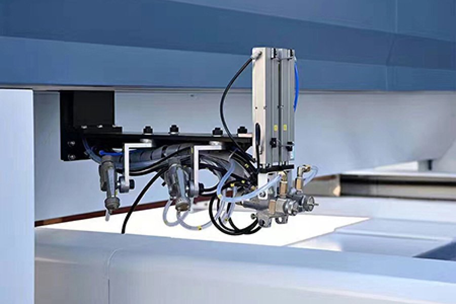 5 axis CNC door spray machine exporting to Jordan and fully