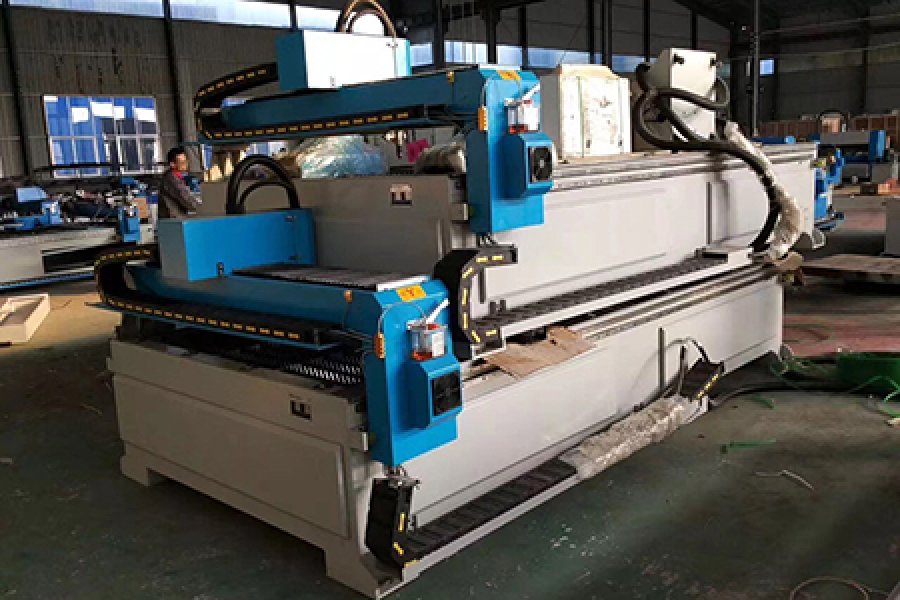 1530 Plasma Cutting Machines with American Cutting Head Are Ready to Delivery
