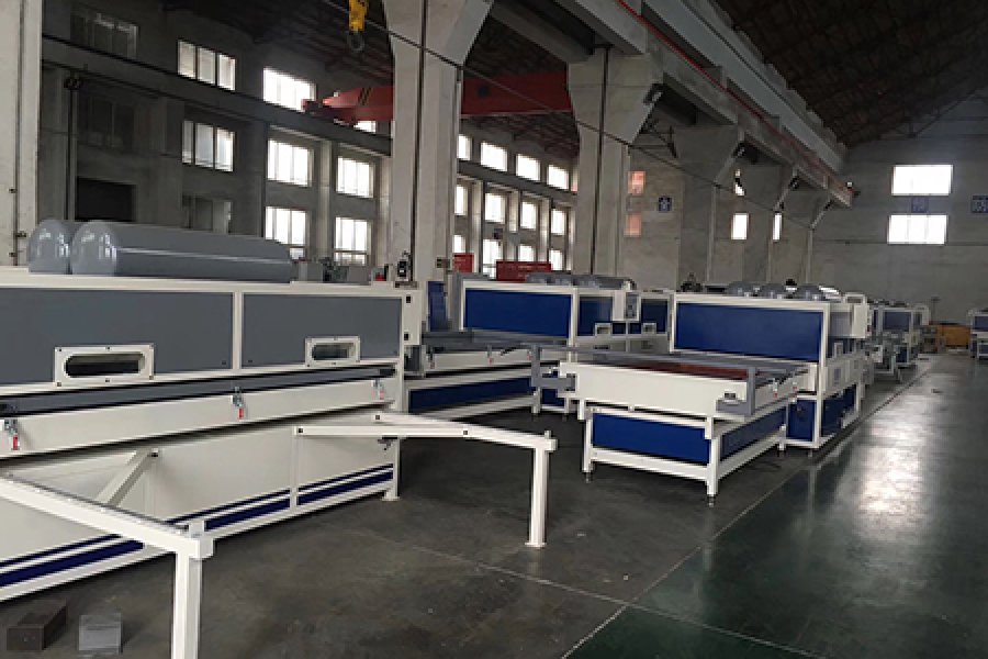 12 pieces membrane vacuum press machines are ready for shipment to our Iran dealer.