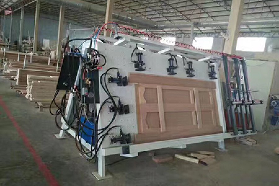 Solid wood assembly and pressing machine.