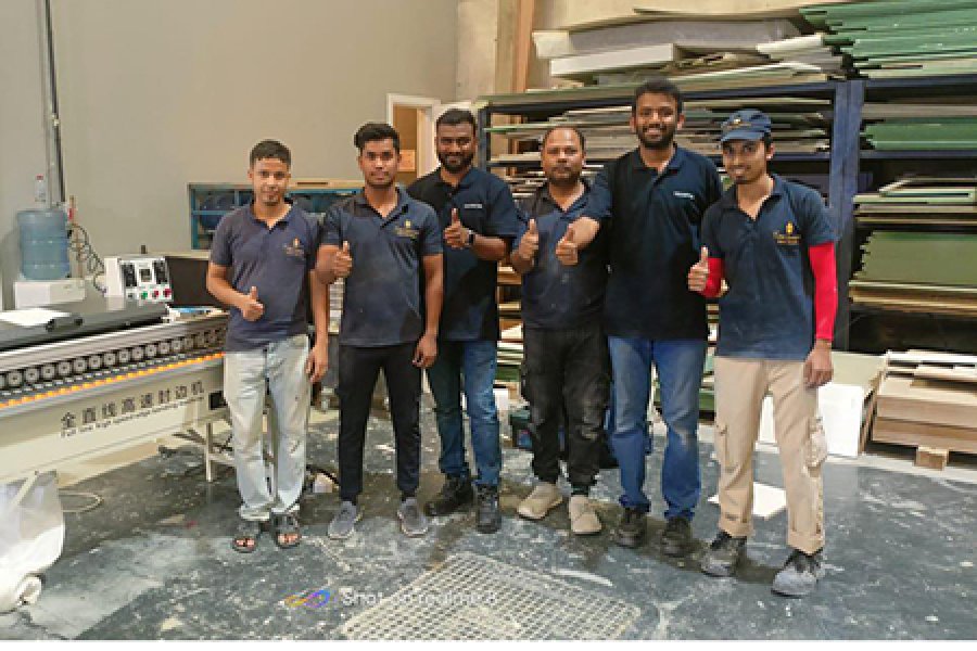 UAE branch support excellent after sales services to the smaller edge banding machine for client