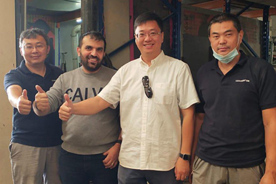 Our engineers fully support for customer training about cnc machine and acrylic bending machine in Al quoz , Dubai.