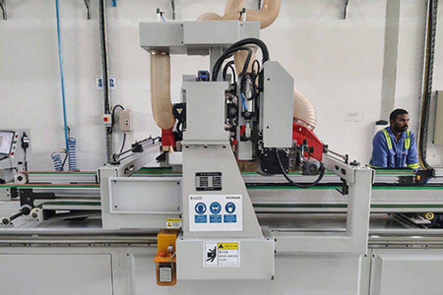 Congratulations for the four sides squaring machine for solid wood door production line in Dubai, UAE