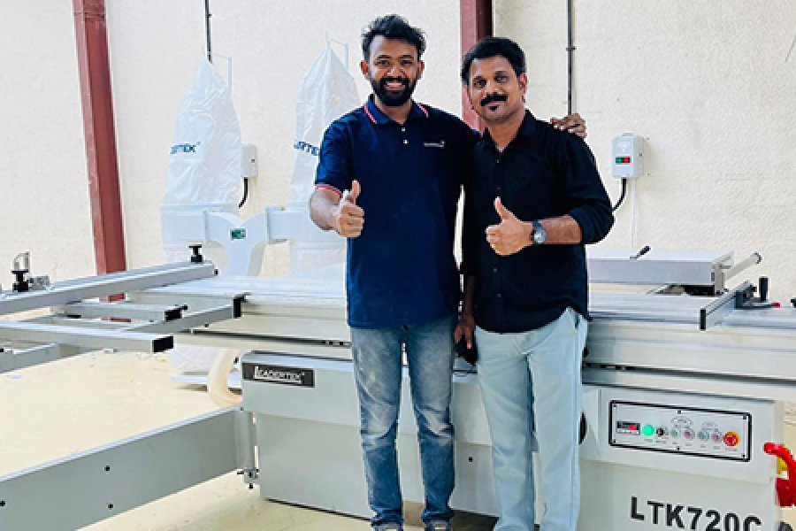 We successful installation of a Sliding Table Saw LKT720C at our client’s facility in Al Qusais Industrial Area 3, Dubai. 